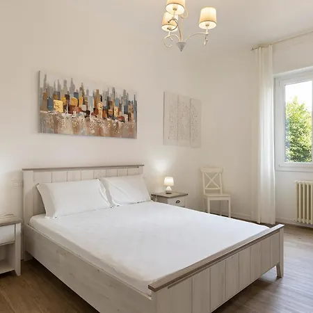 Appartamento Bononia - By Impero House Stresa Exterior photo